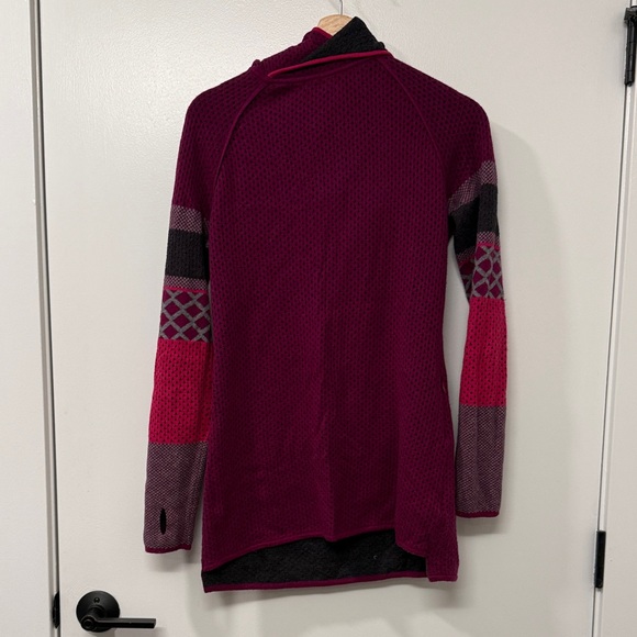 Women's Burgundy Sweater with Patterned Sleeves - Picture 1 of 4